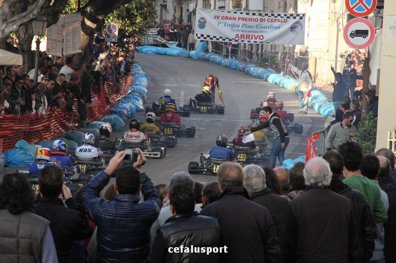 111120 sport2 254_tn.jpg